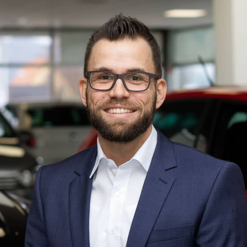 Kfz-Mechatroniker (m/w/d) 5 Person Christian Ackermann