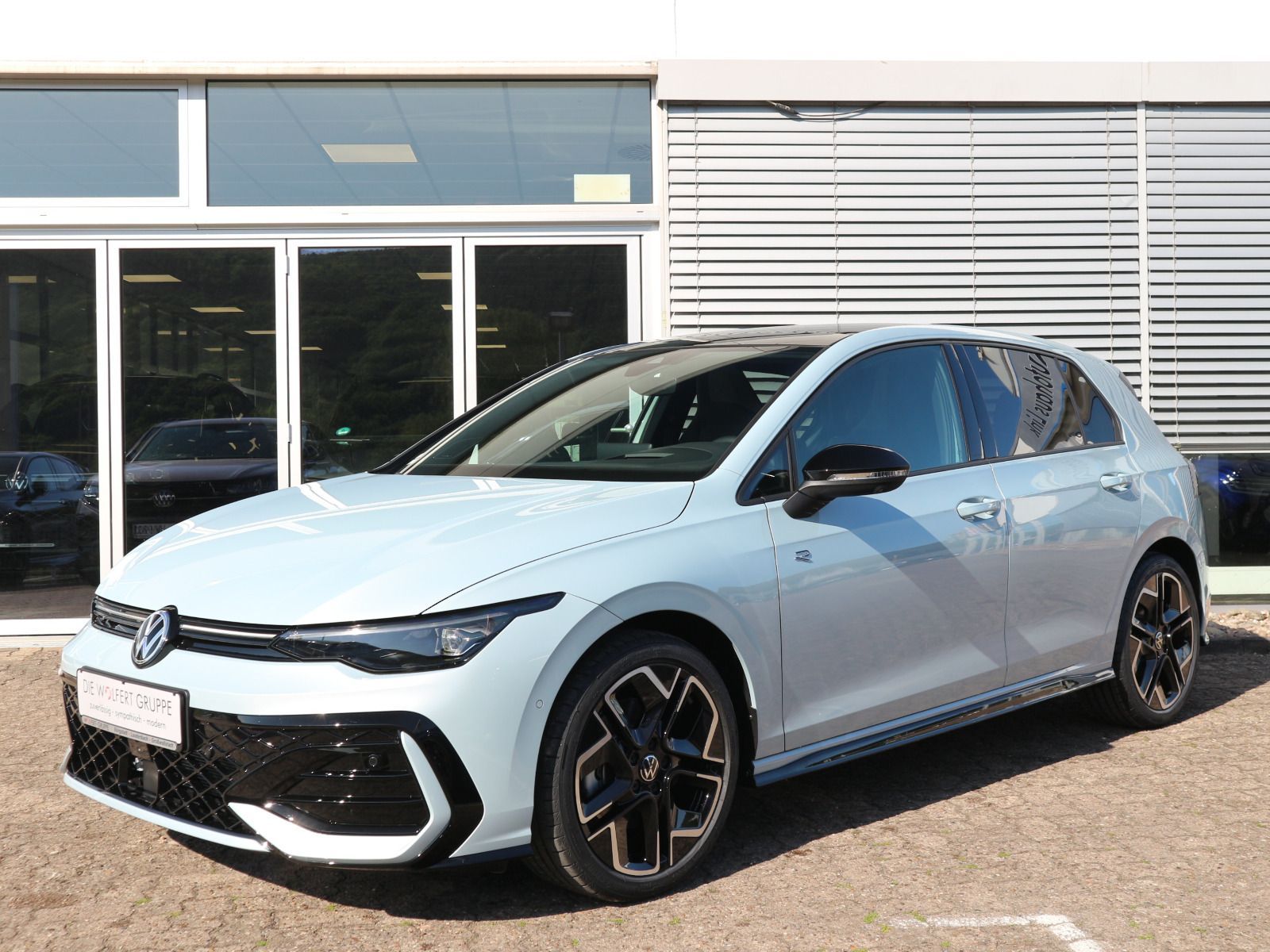 Angebot Golf R-Line Crystal Ice Blue Metallic