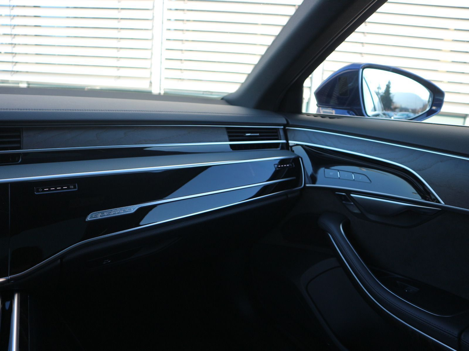 Fahrzeugabbildung Audi A8 50 TDI quattro MATRIX*B&O*HUD*CARPLAY*PANO