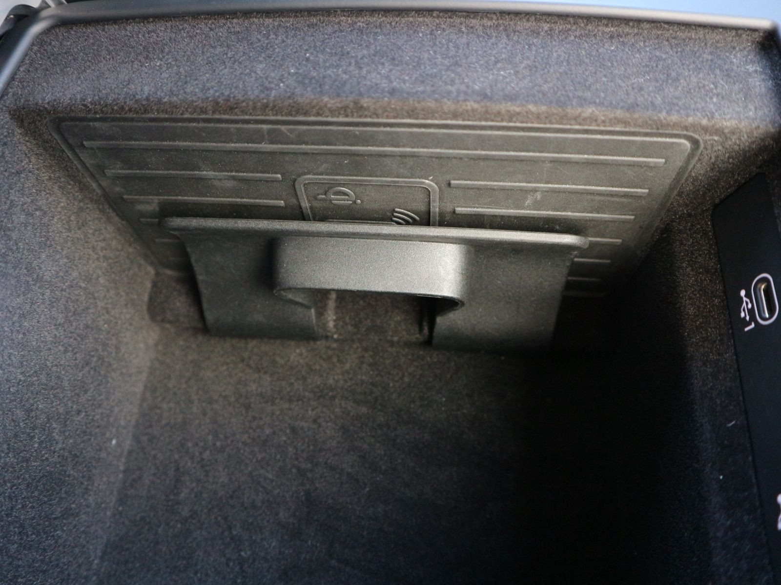 Fahrzeugabbildung Audi A8 50 TDI quattro MATRIX*B&O*HUD*CARPLAY*PANO