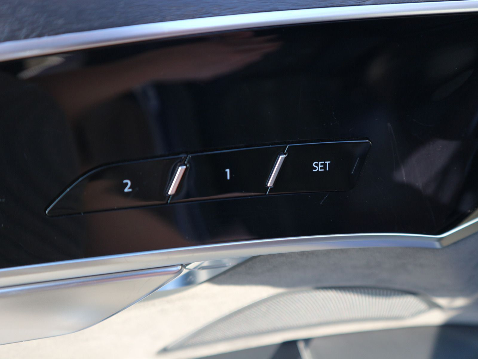 Fahrzeugabbildung Audi A8 50 TDI quattro MATRIX*B&O*HUD*CARPLAY*PANO