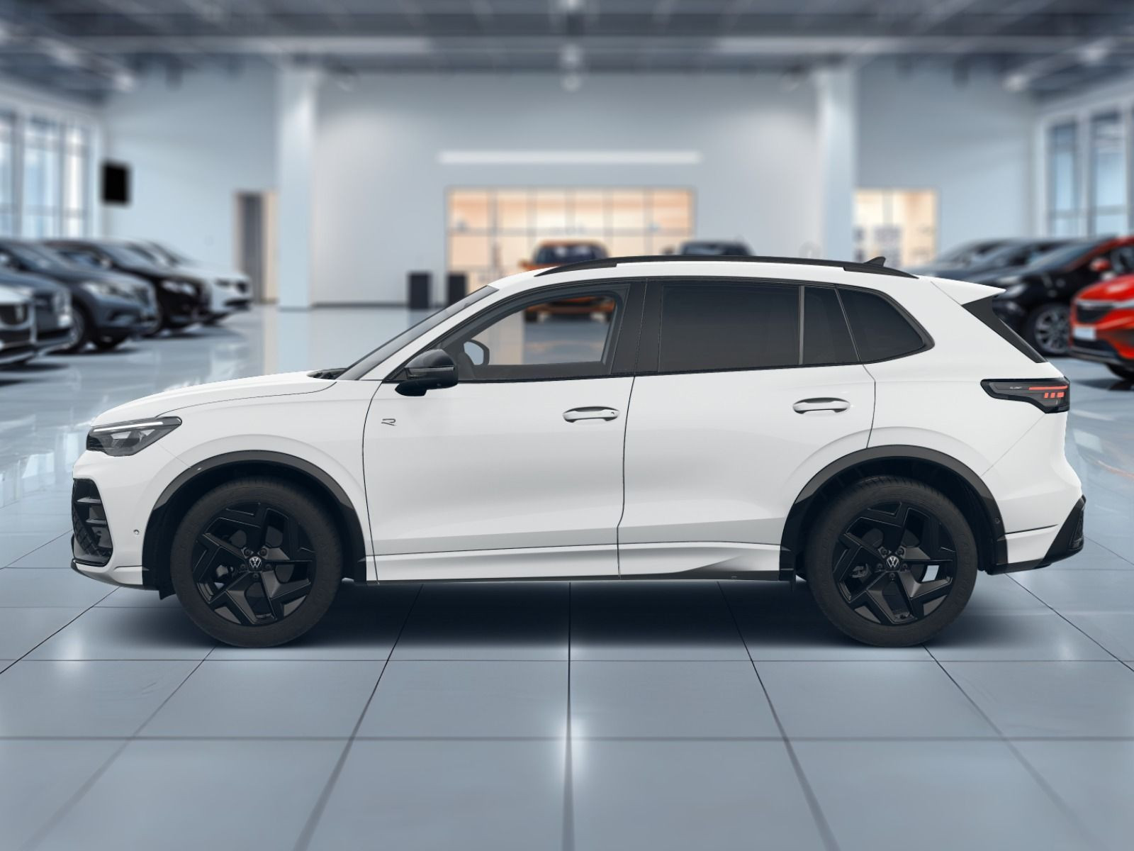 Fahrzeugabbildung Volkswagen Tiguan R-Line 1,5 l eTSI OPF (150 PS) DSG*AHK*WINTERRÄDER