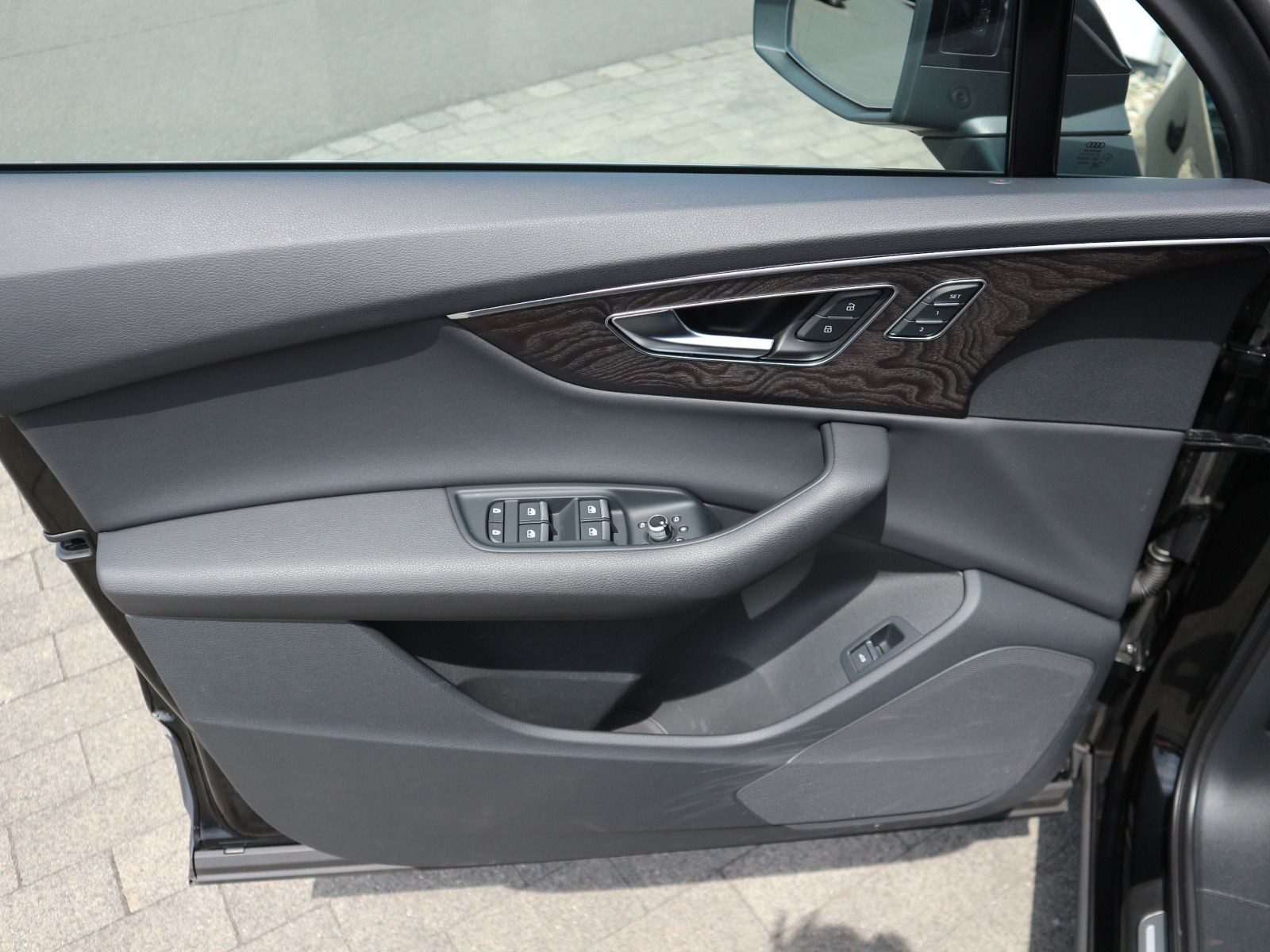 Fahrzeugabbildung Audi Q7 55 TFSI quattro 7-SITZER*PANO*AHK*360°