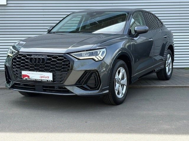 Fahrzeugabbildung Audi Q3 SPORTBACK S LINE 45 TFSIe +WINTERRÄDER+AHK+