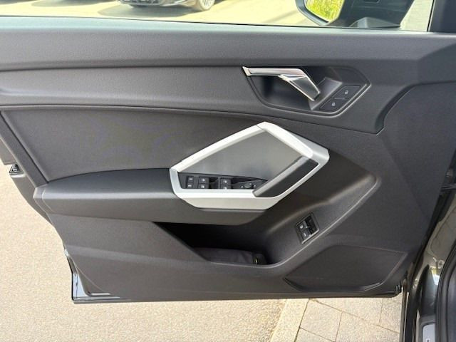 Fahrzeugabbildung Audi Q3 SPORTBACK S LINE 45 TFSIe +WINTERRÄDER+AHK+