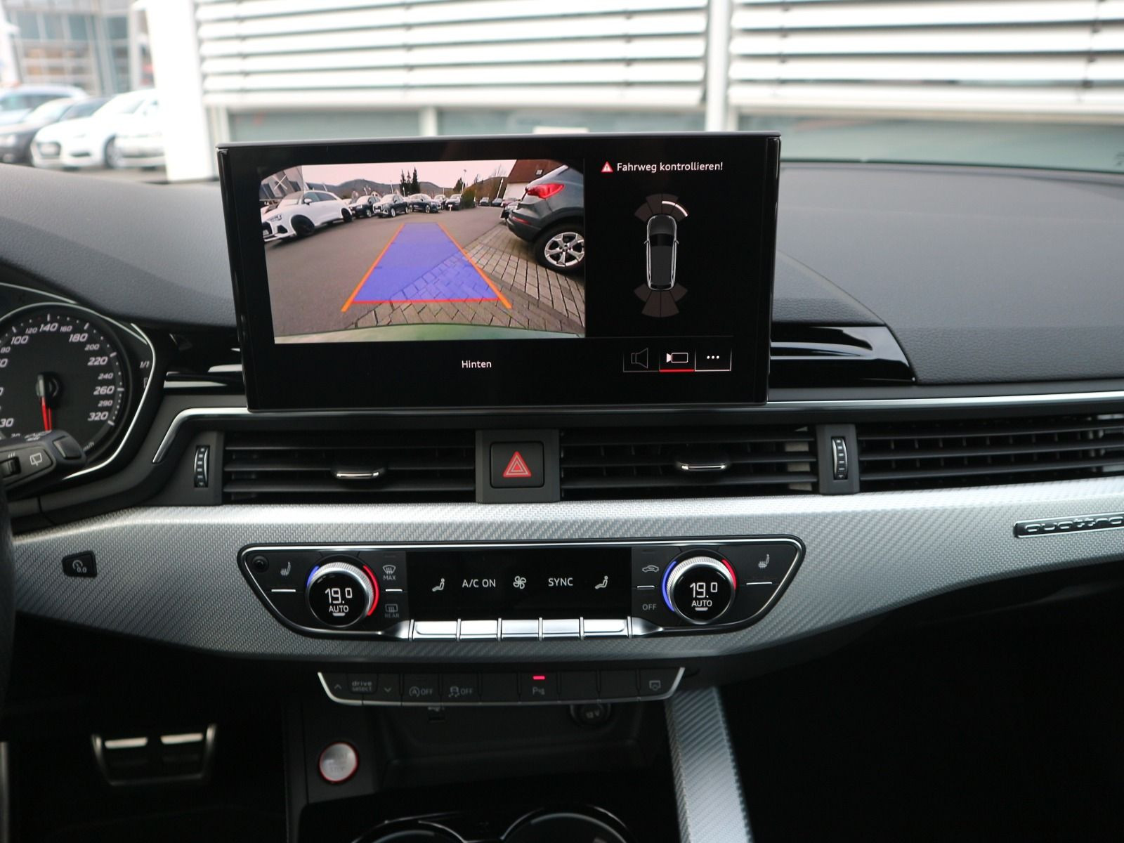 Fahrzeugabbildung Audi RS 4 Avant quattro ACC*RFK*MATRIX-LED*AHK