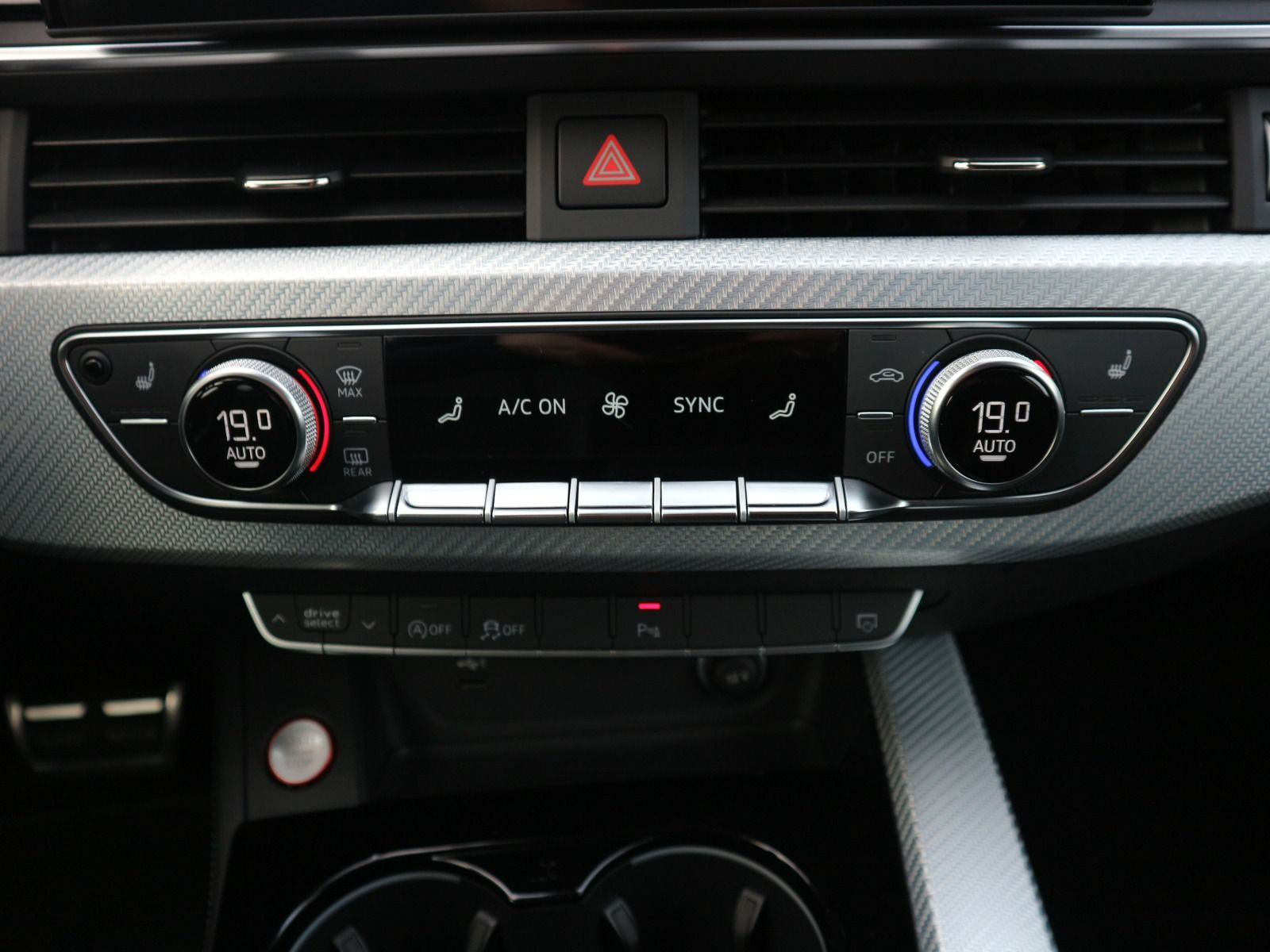 Fahrzeugabbildung Audi RS 4 Avant quattro ACC*RFK*MATRIX-LED*AHK