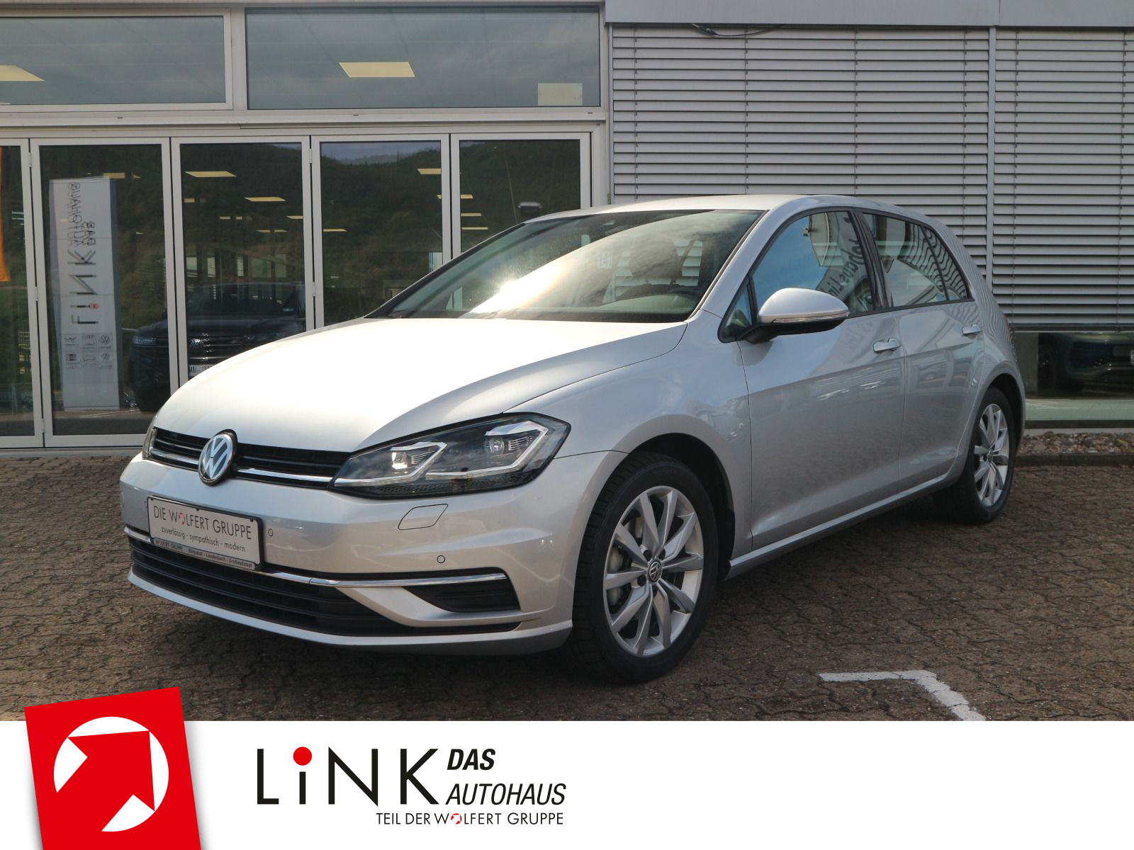 Volkswagen Golf Comfortline 2.0 TDI DSG ACC LED RFK NAVI