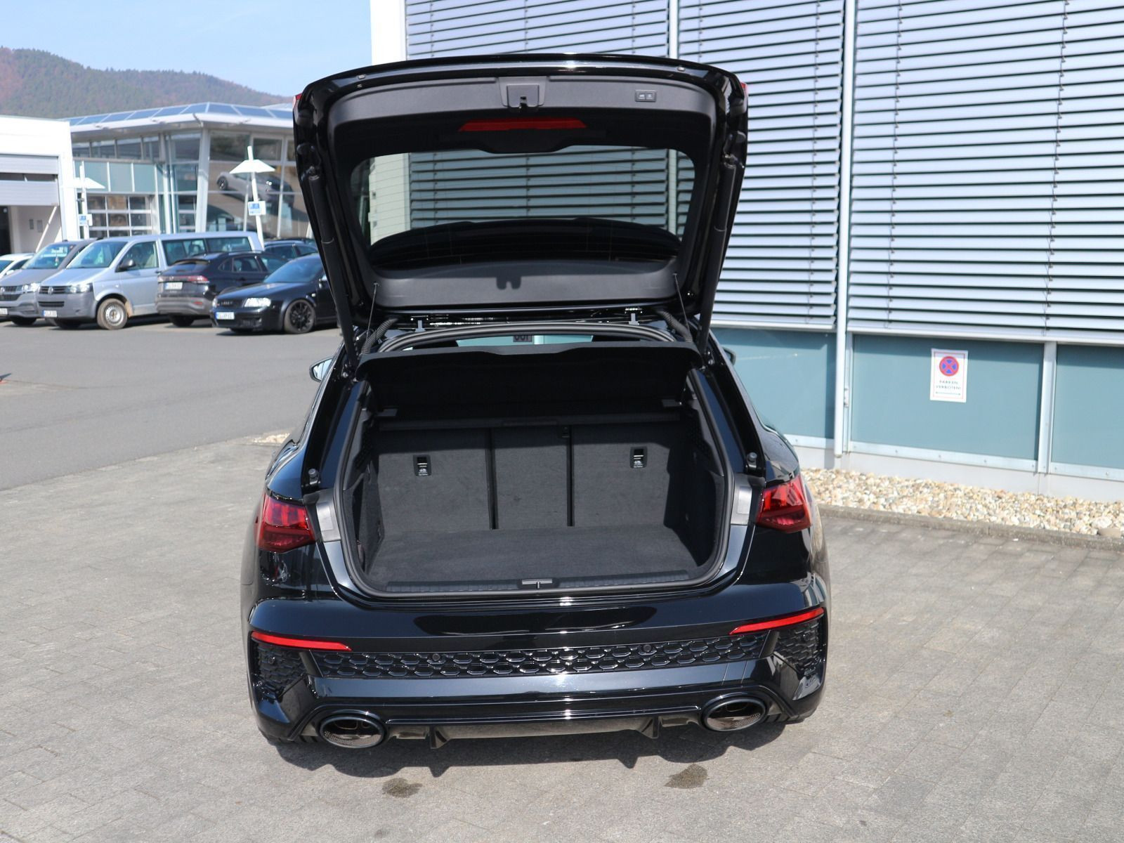 Fahrzeugabbildung Audi RS 3 Sportback 2.5 TFSI quattro RS-SPORTAGA*360°