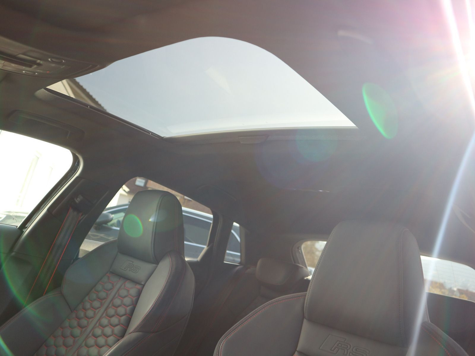 Fahrzeugabbildung Audi RS 3 Sportback 2.5 TFSI quattro RS-SPORTAGA*360°