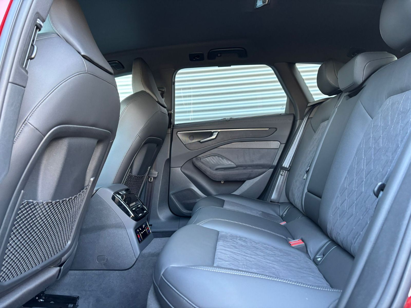Fahrzeugabbildung Audi A6 Avant TFSI S LINE+NEUES MODELL+MATRIX+360 KAM