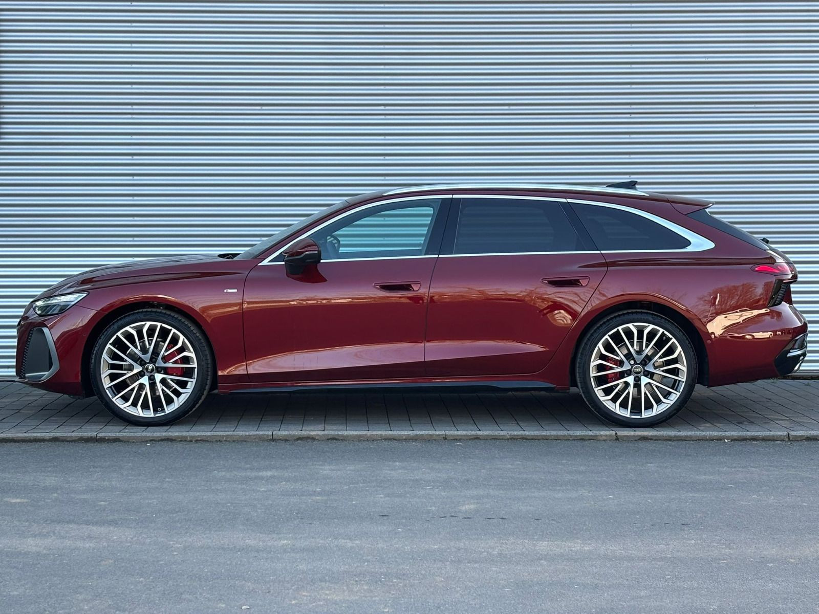 Fahrzeugabbildung Audi A6 Avant TFSI S LINE+NEUES MODELL+MATRIX+360 KAM