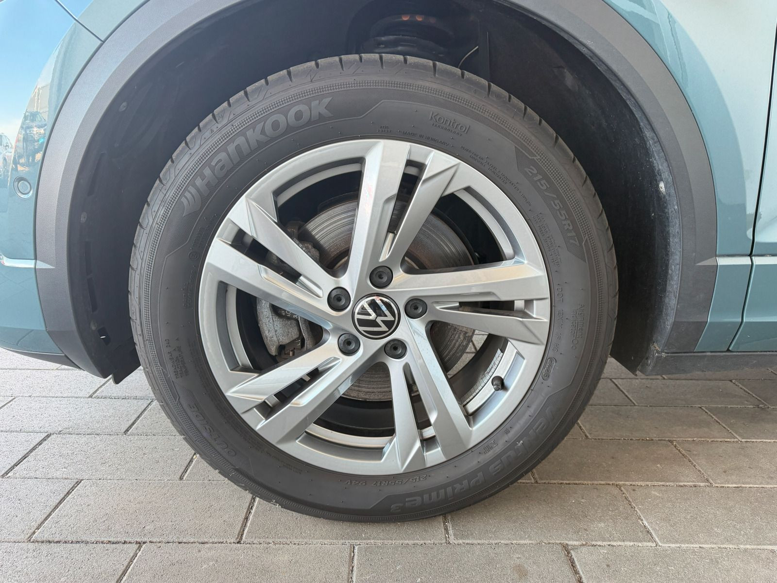 Fahrzeugabbildung Volkswagen T-Roc R-Line 2.0 TDI DSG AHK RFK NAVI ACC