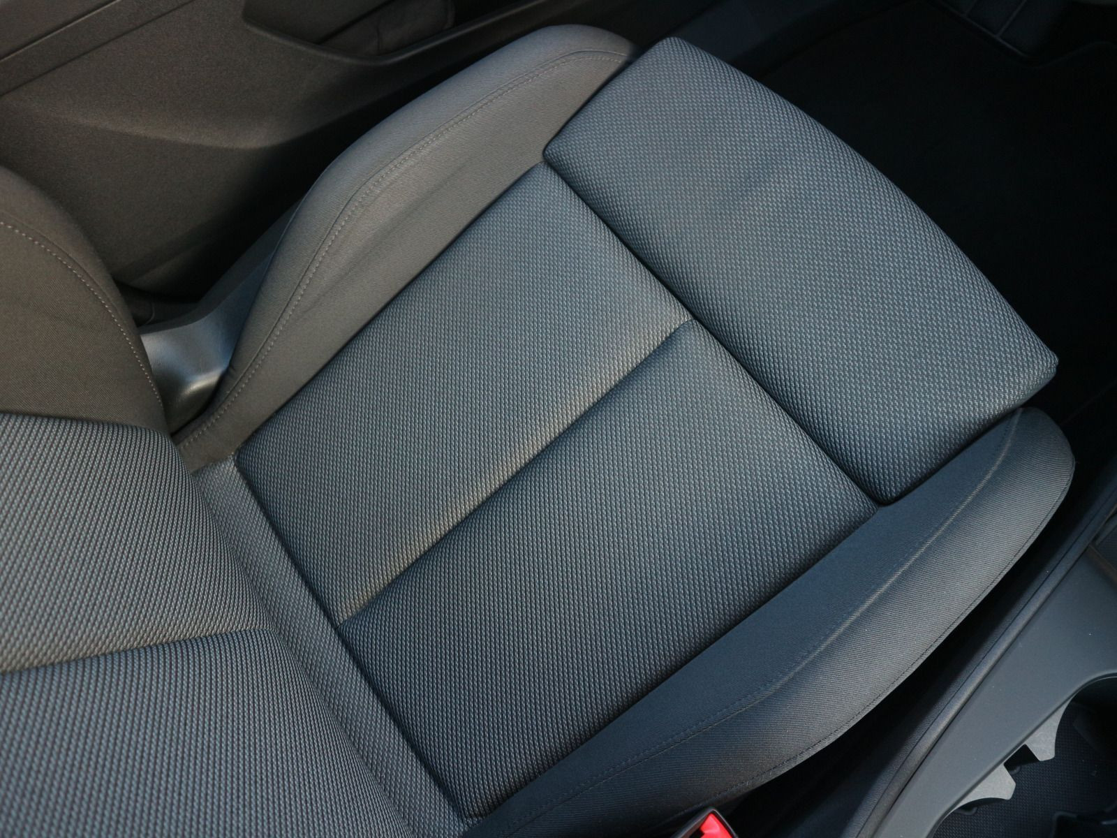 Fahrzeugabbildung Audi Q4 35 e-tron basis AR-HUD*PDC*NAVI