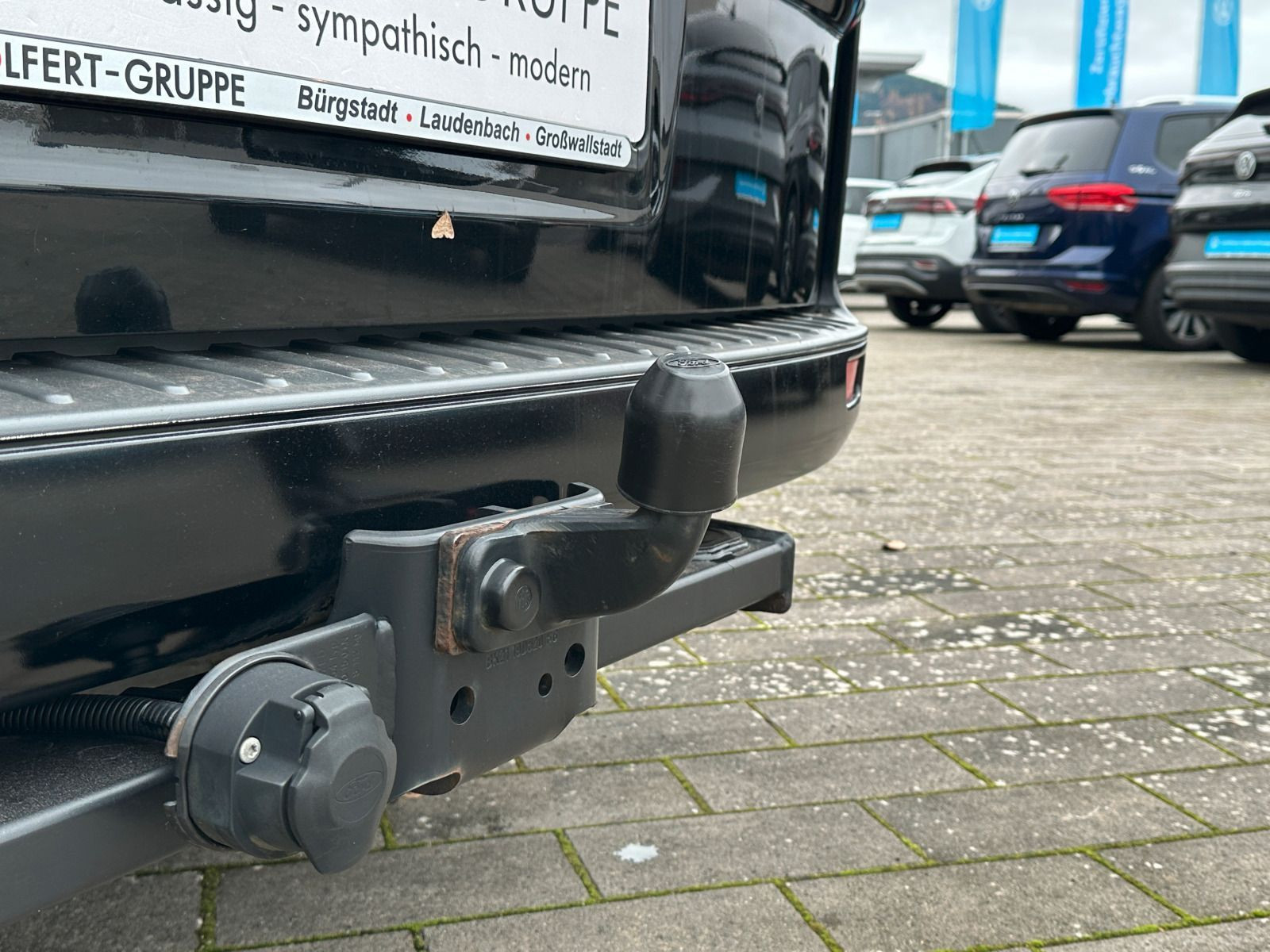 Fahrzeugabbildung Ford Tourneo Custom L2 Titanium 2.0 TDCi