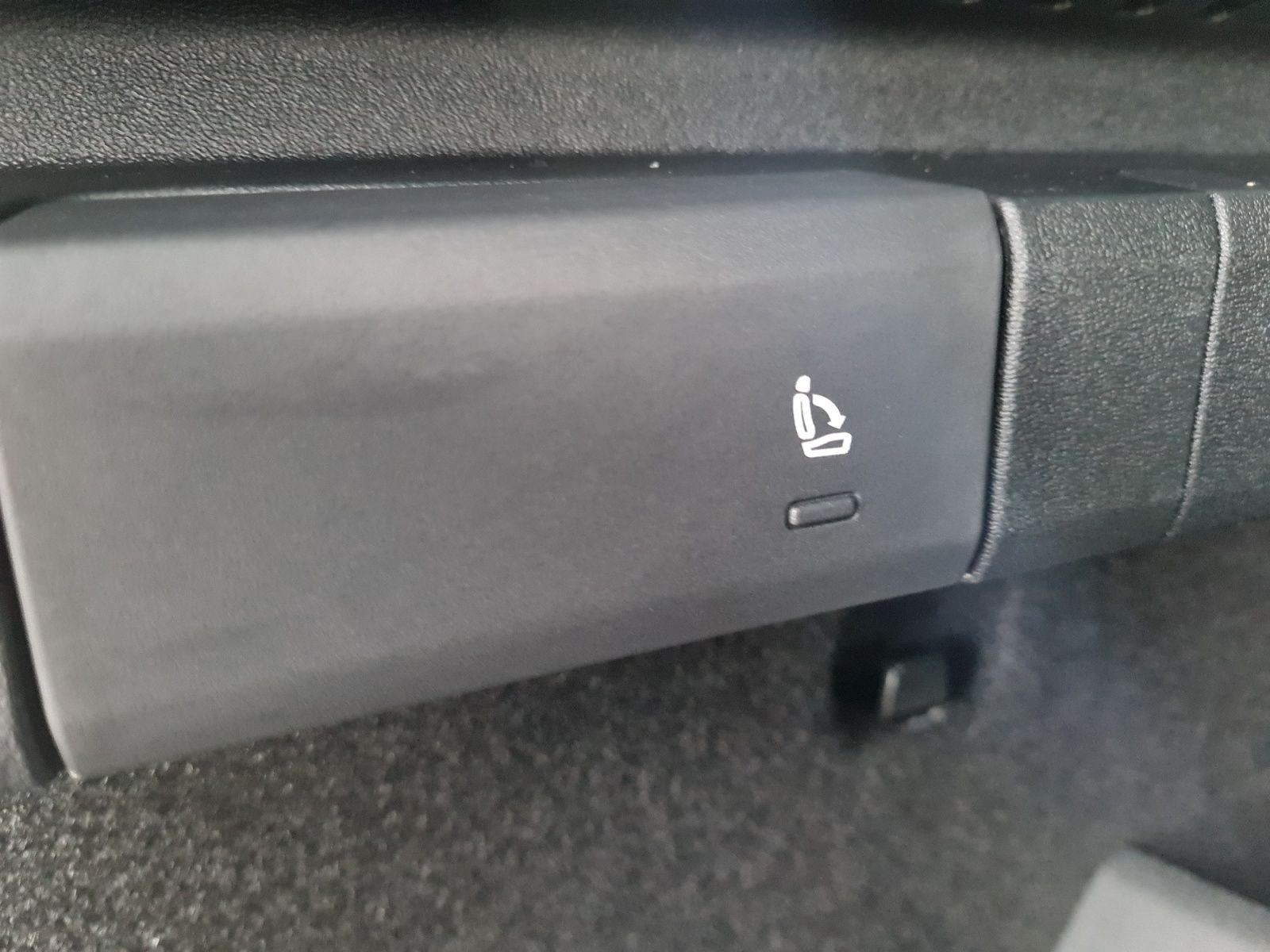 Fahrzeugabbildung SKODA Kodiaq 2.0 TDI Sportline 4x4 DSG +AHK+MATRIX