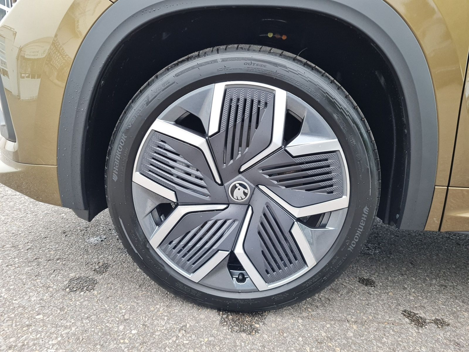 Fahrzeugabbildung SKODA Kodiaq 2.0 TDI Sportline 4x4 DSG +AHK+MATRIX
