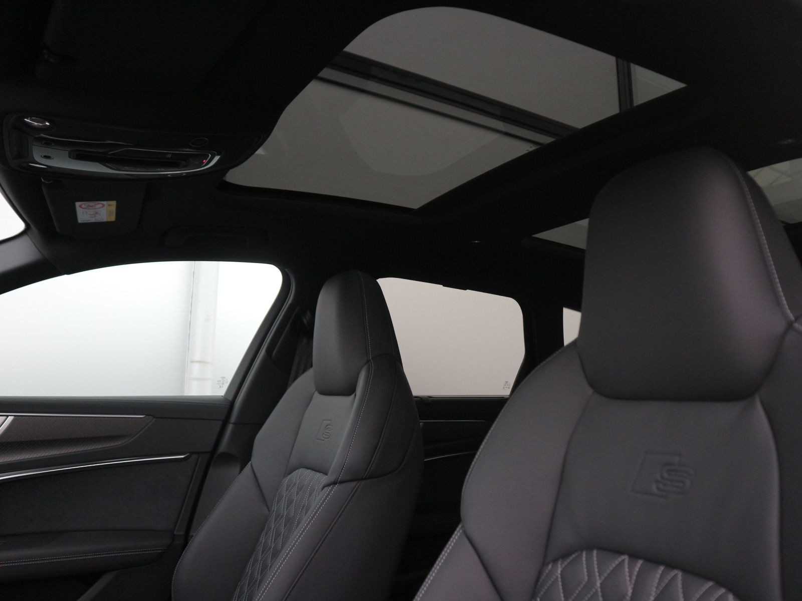 Fahrzeugabbildung Audi S6 Avant TDI tiptronic*PANO*LUFT*B&O*STANDHEIZ*