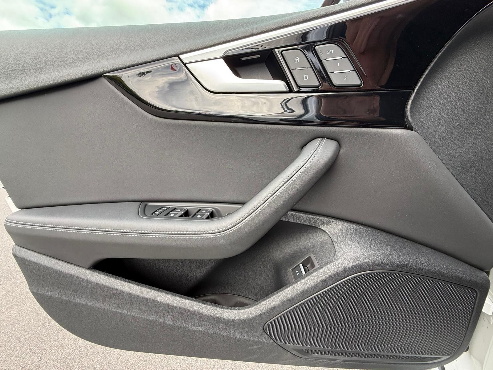 Fahrzeugabbildung Audi A4 allroad QUATTRO 45 TFSI+MATRIX+HUD+AHK+WINTRÄ