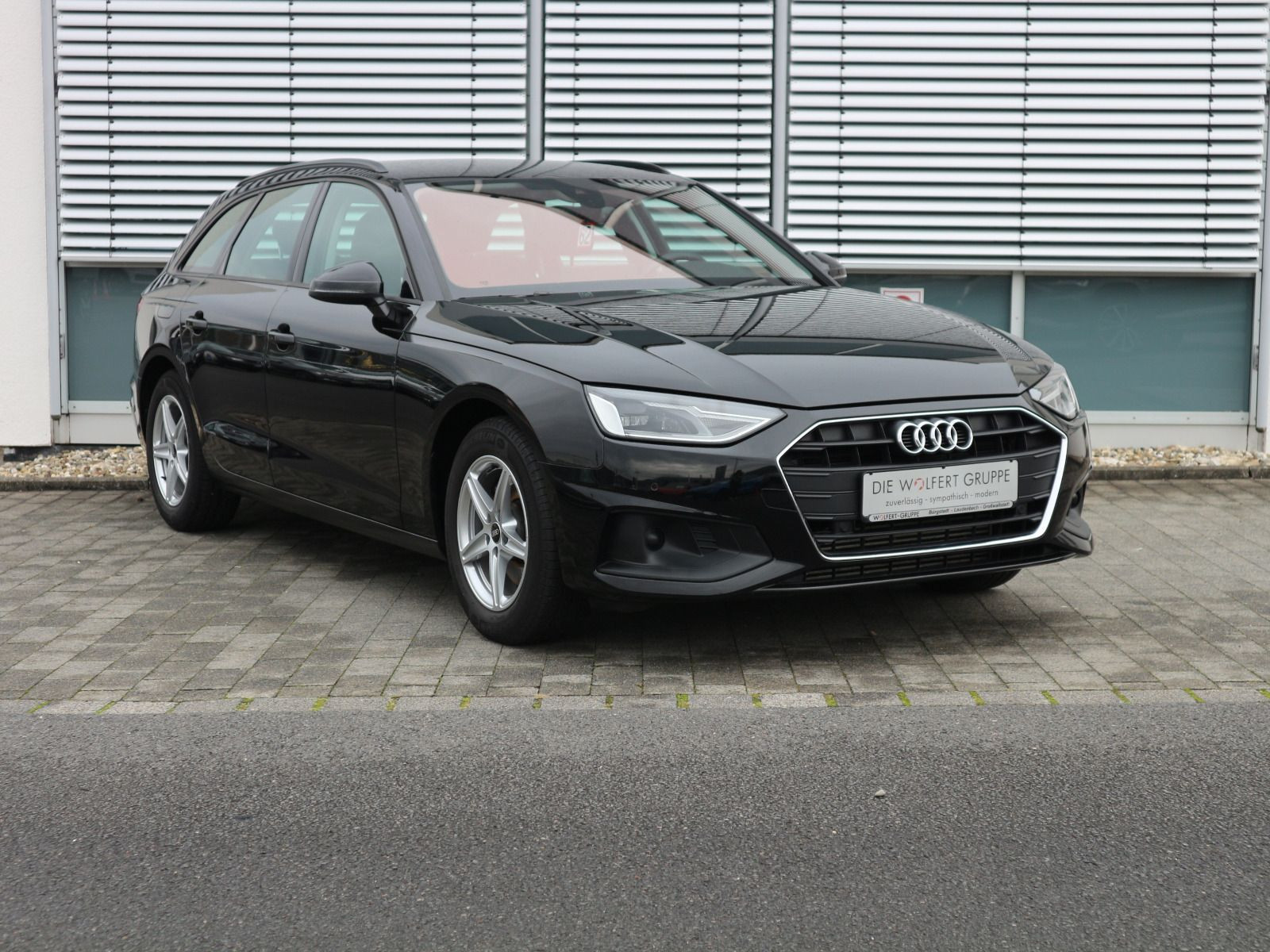 Fahrzeugabbildung Audi A4 Avant 35 TFSI ACC*SHZ*NAVI