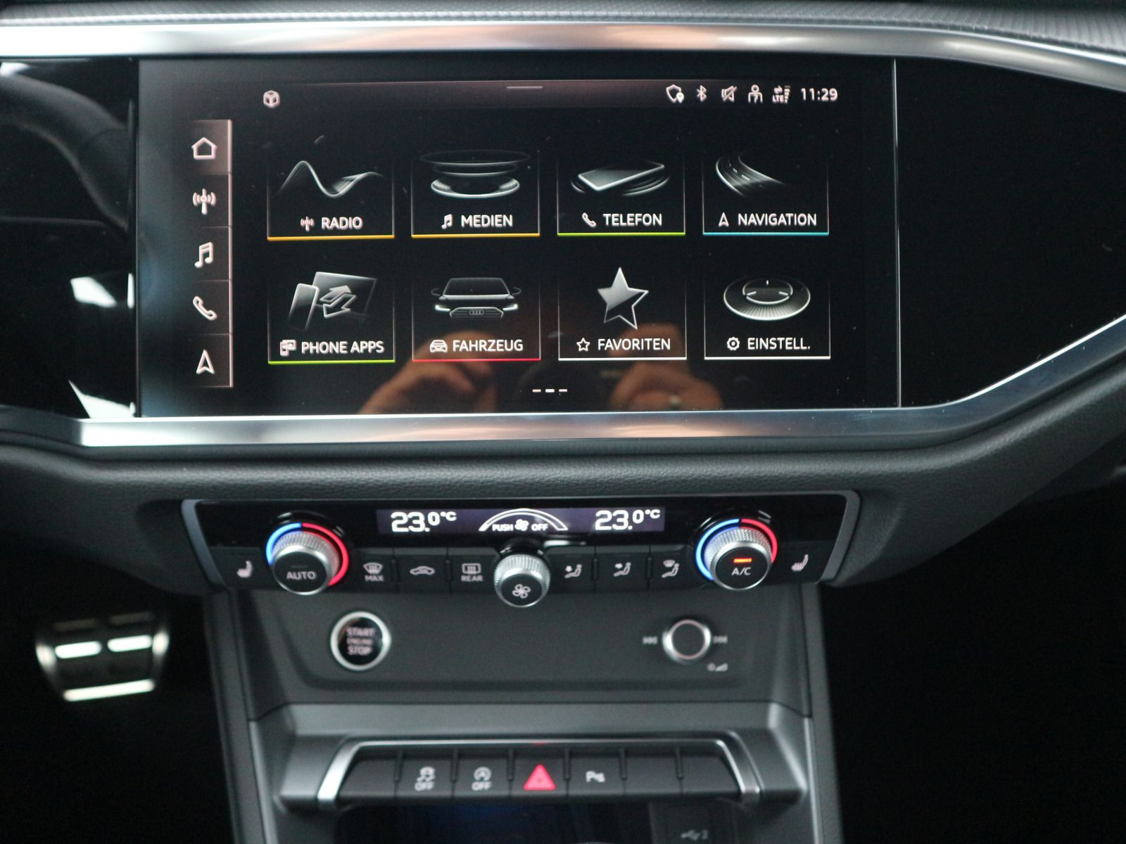 Fahrzeugabbildung Audi Q3 S line 40 TDI quattro S tronic*ACC*AHK*MATRIX*