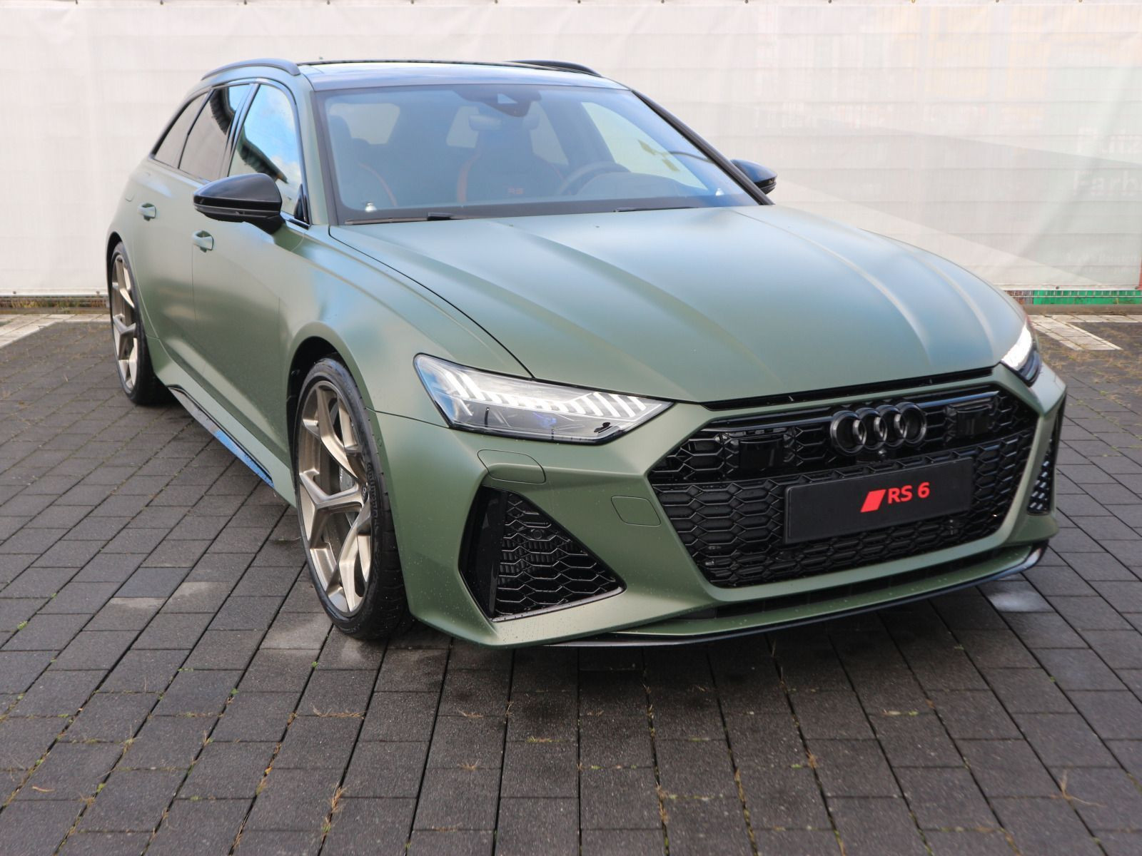 Fahrzeugabbildung Audi RS 6 Avant performance*DISTRIKTGRÜN MATT*EXCLUSIVE*
