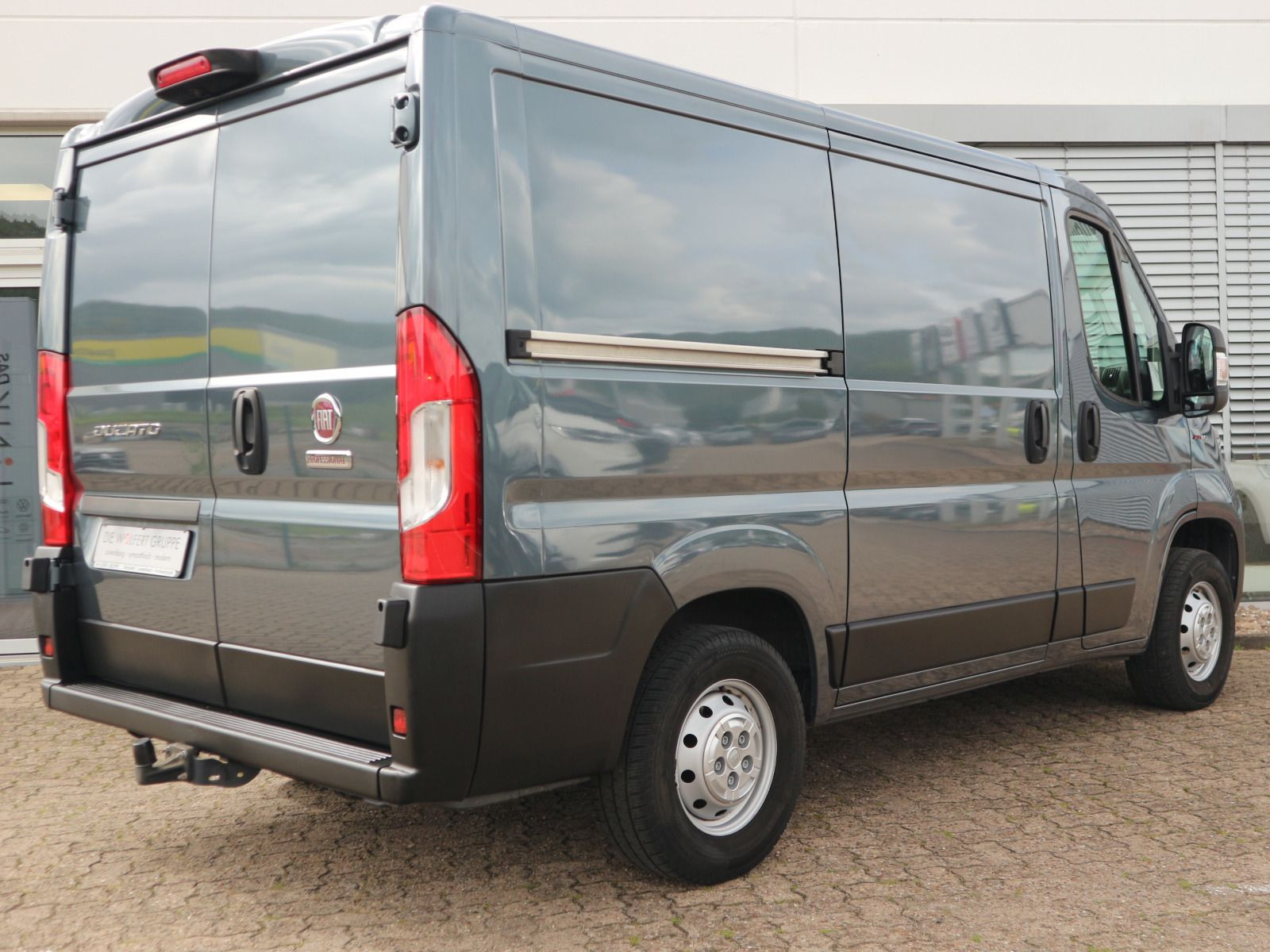 Fahrzeugabbildung Fiat Ducato 30 L1H1 160 Multijet AHK RFK NAVI DAB