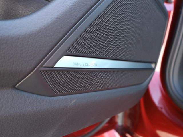 Fahrzeugabbildung Audi RS 6 Avant STANDHEIZUNG*AHK*HEADUP*ALLRADLENKUNG