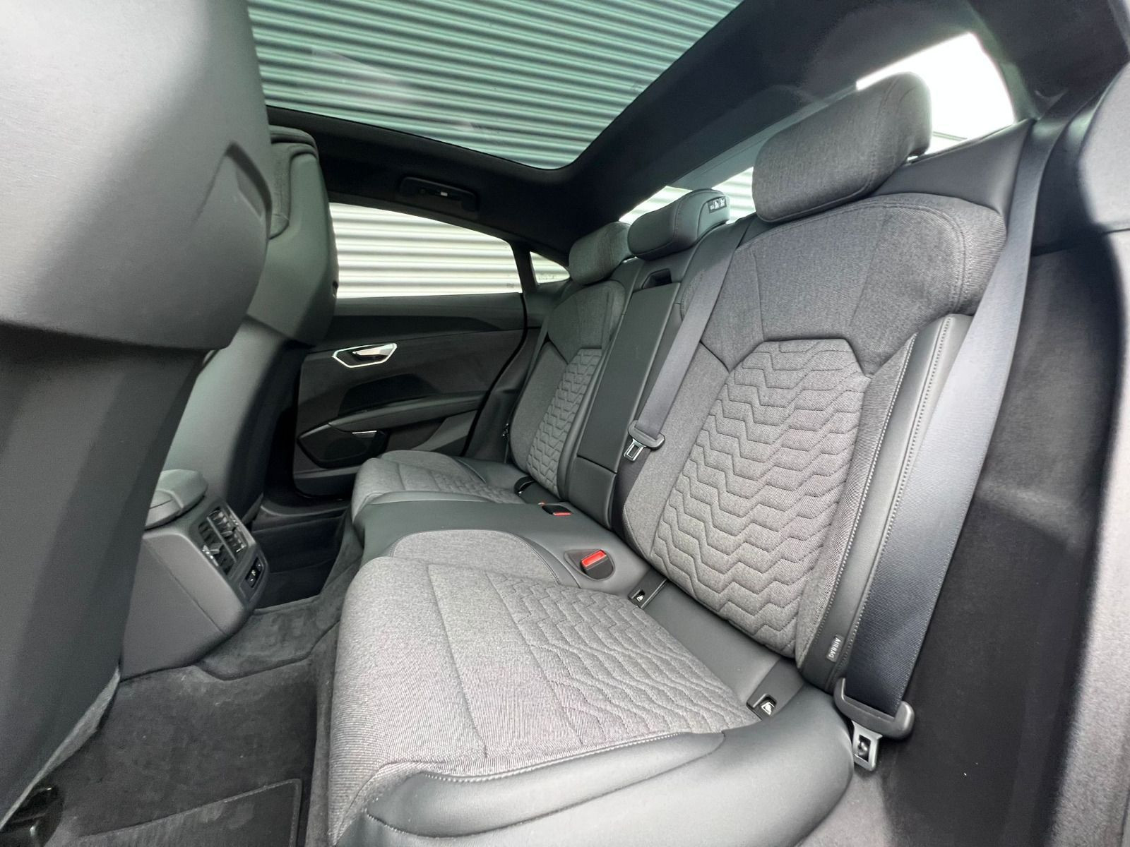 Fahrzeugabbildung Audi e-tron GT QUATTRO+HEAD UP+BANG&OLUFSTEN+KAMERA+
