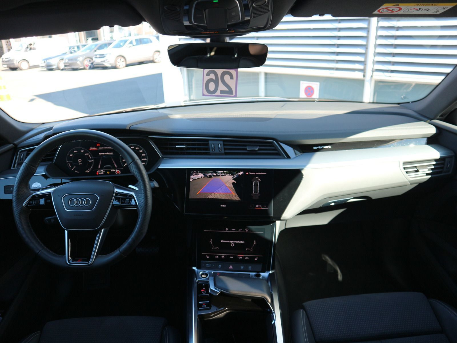 Fahrzeugabbildung Audi e-tron Sportback advanced 55 quattro ACC*AHK*RFK