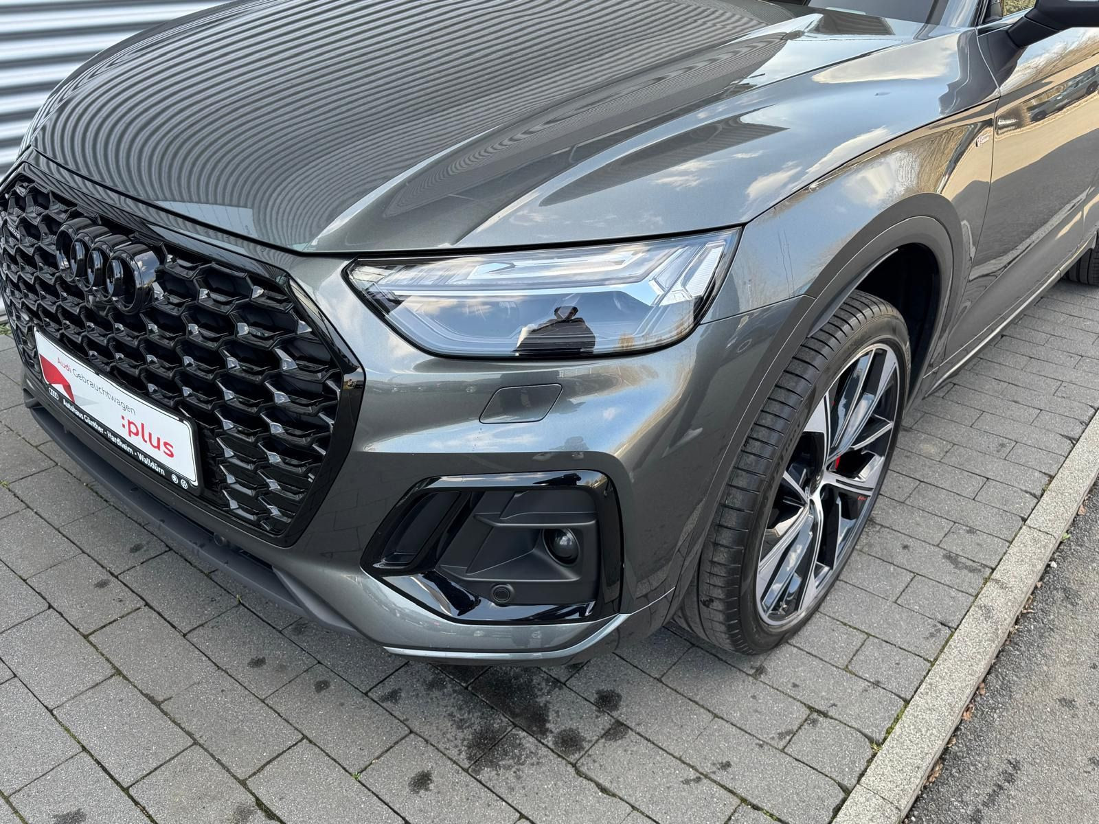 Fahrzeugabbildung Audi Q5 Sportback 45 TFSI QUATTRO S LINE+WINTERRÄDER+