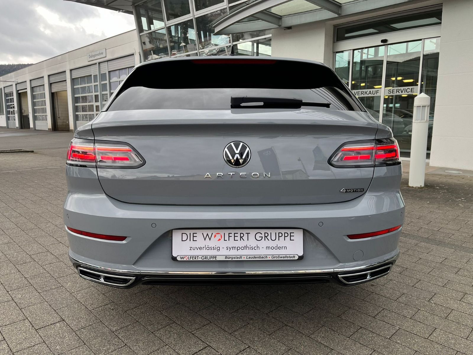 Fahrzeugabbildung Volkswagen Arteon Shooting Brake R-Line 2,0 TDI SCR 4MOTION (200 PS) DSG*AHK*Harman Kardon*Standheizung*