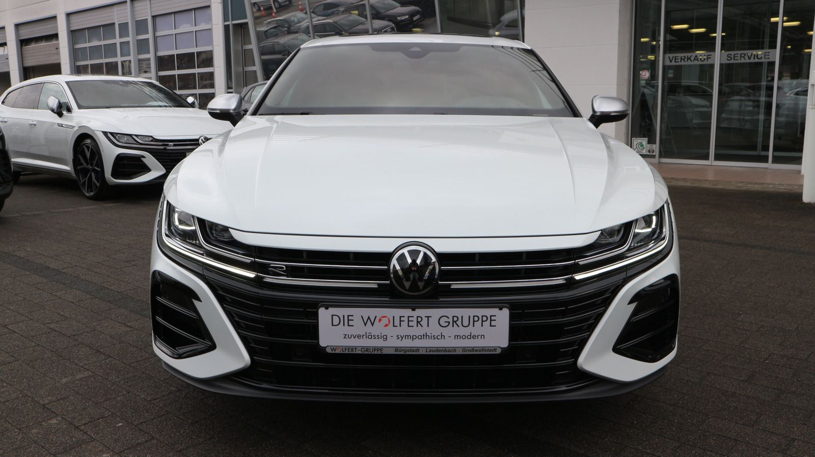 Fahrzeugabbildung Volkswagen Arteon R Shooting Brake 2.0 TSI DSG 4M AHK H&K