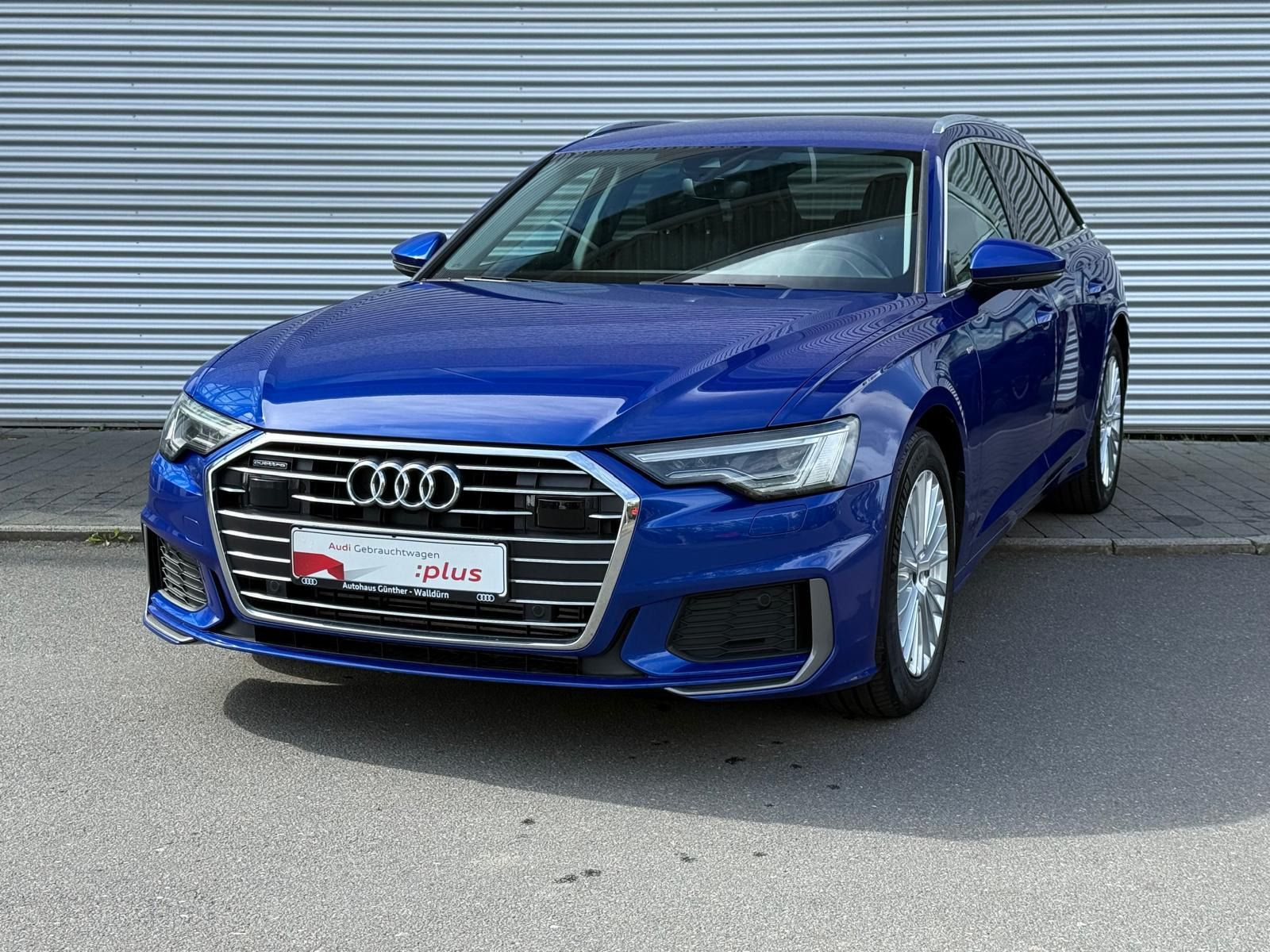 Fahrzeugabbildung Audi A6 Avant S LINE 45 TFSI QUATTRO+WINTERRÄDER+AHK+