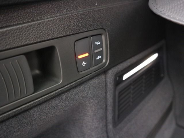 Fahrzeugabbildung Audi SQ5 Sportback 3.0 TDI quattro HUD*AHK*ACC*B&O