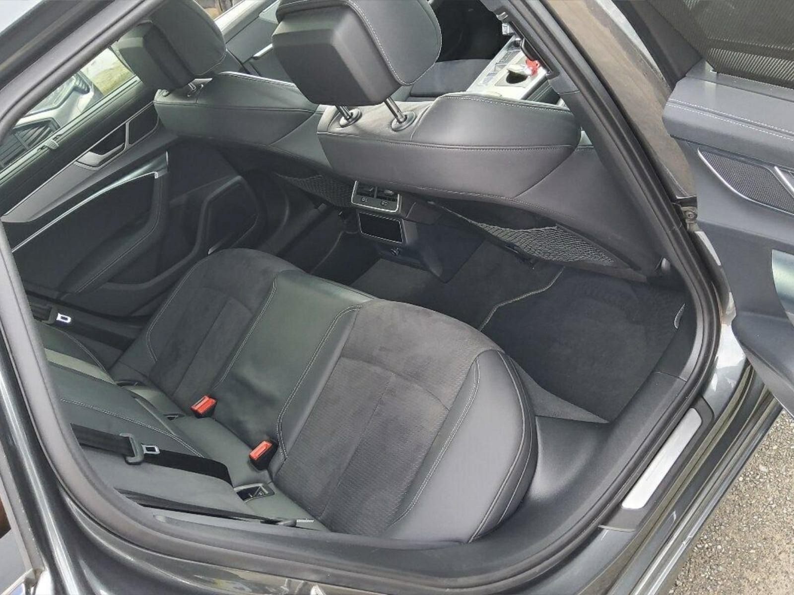 Fahrzeugabbildung Audi A6 Avant 55 TFSI e quattro S line PANO*360°*AHK