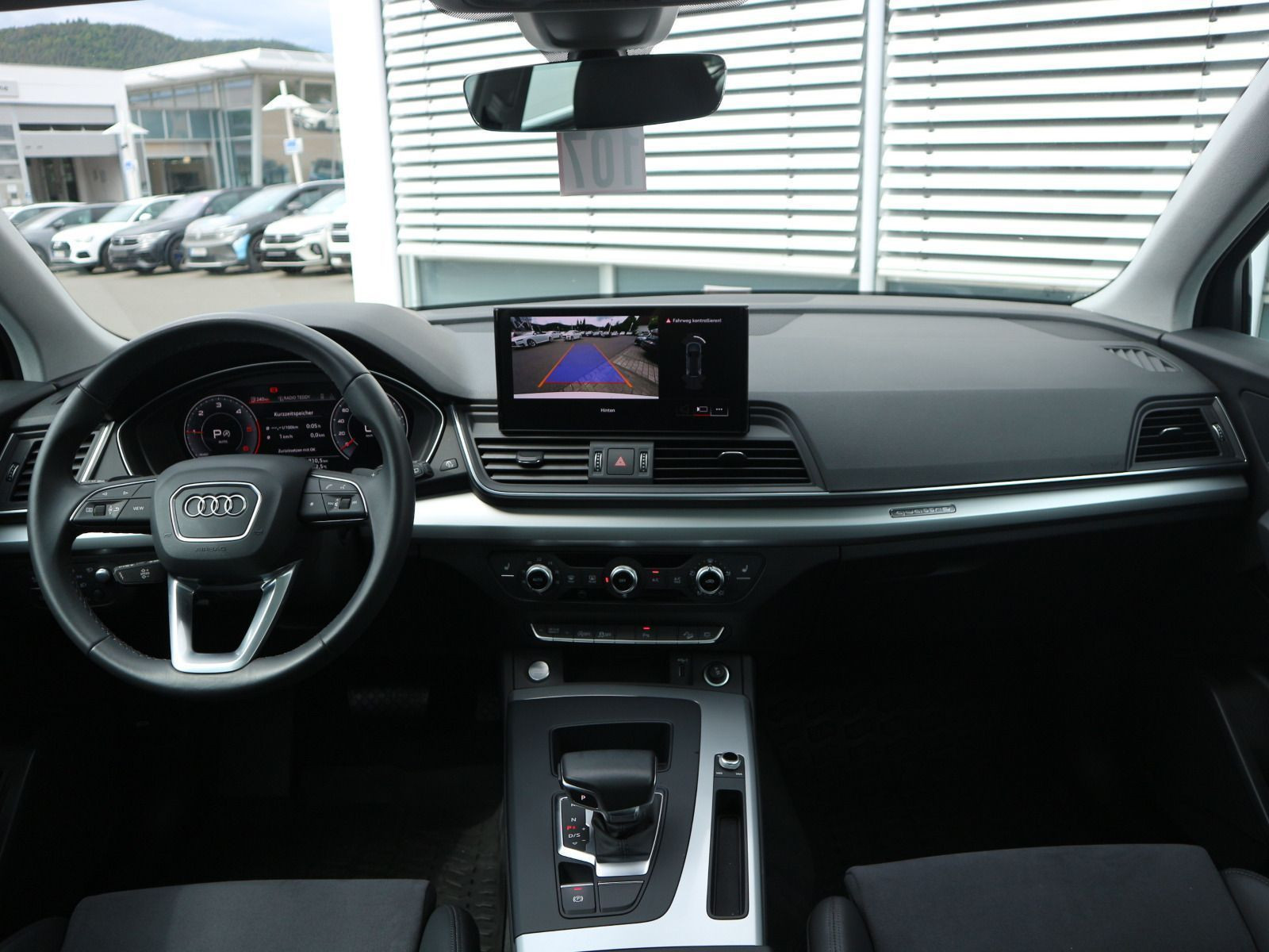 Fahrzeugabbildung Audi Q5 40 TDI quattro advanced AHK*PANO*HUD*RFK*NAVI