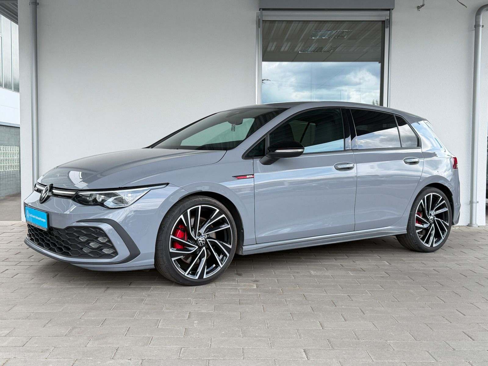 Fahrzeugabbildung Volkswagen Golf GTI 2.0 TSI DSG ACC RFK CARPLAY NAVI 19