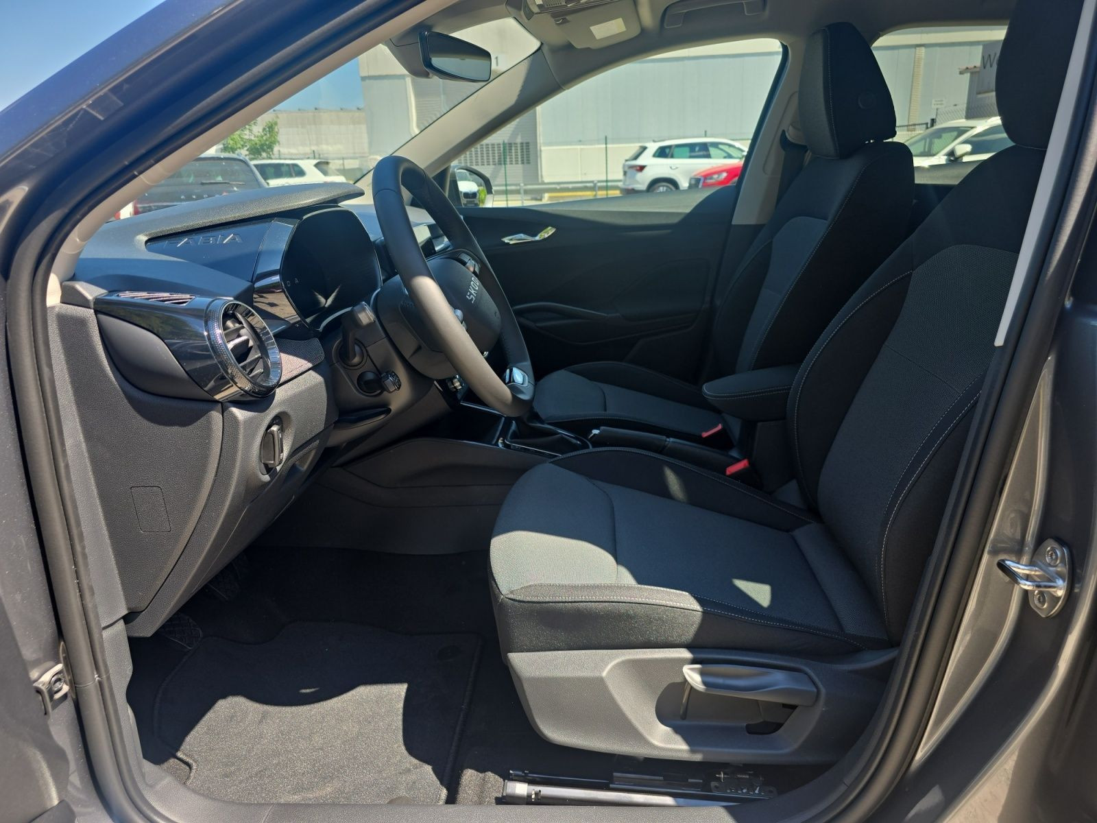 Fahrzeugabbildung SKODA Fabia 1.0 TSI Tour 70 kW