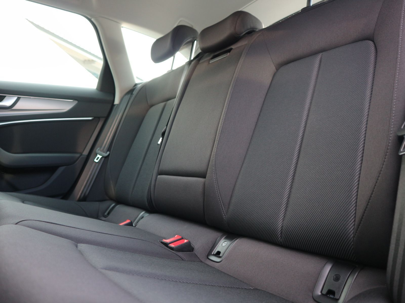 Fahrzeugabbildung Audi A6 Avant 50 TDI quattro sport MATRIX*AHK*CARPLAY