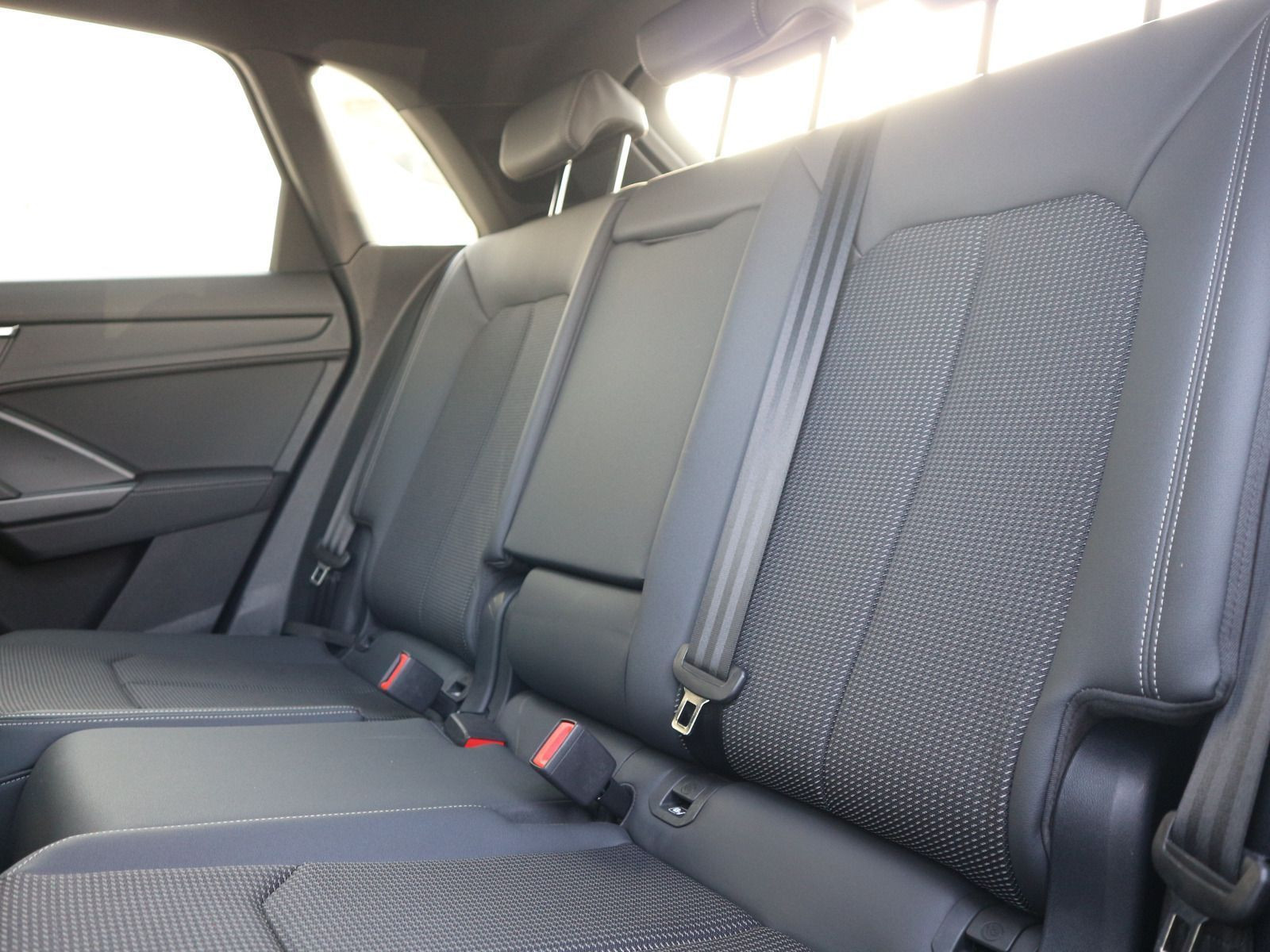 Fahrzeugabbildung Audi Q3 45 TFSI e S line S tronic 0,5%*ACC*RFK*AHK