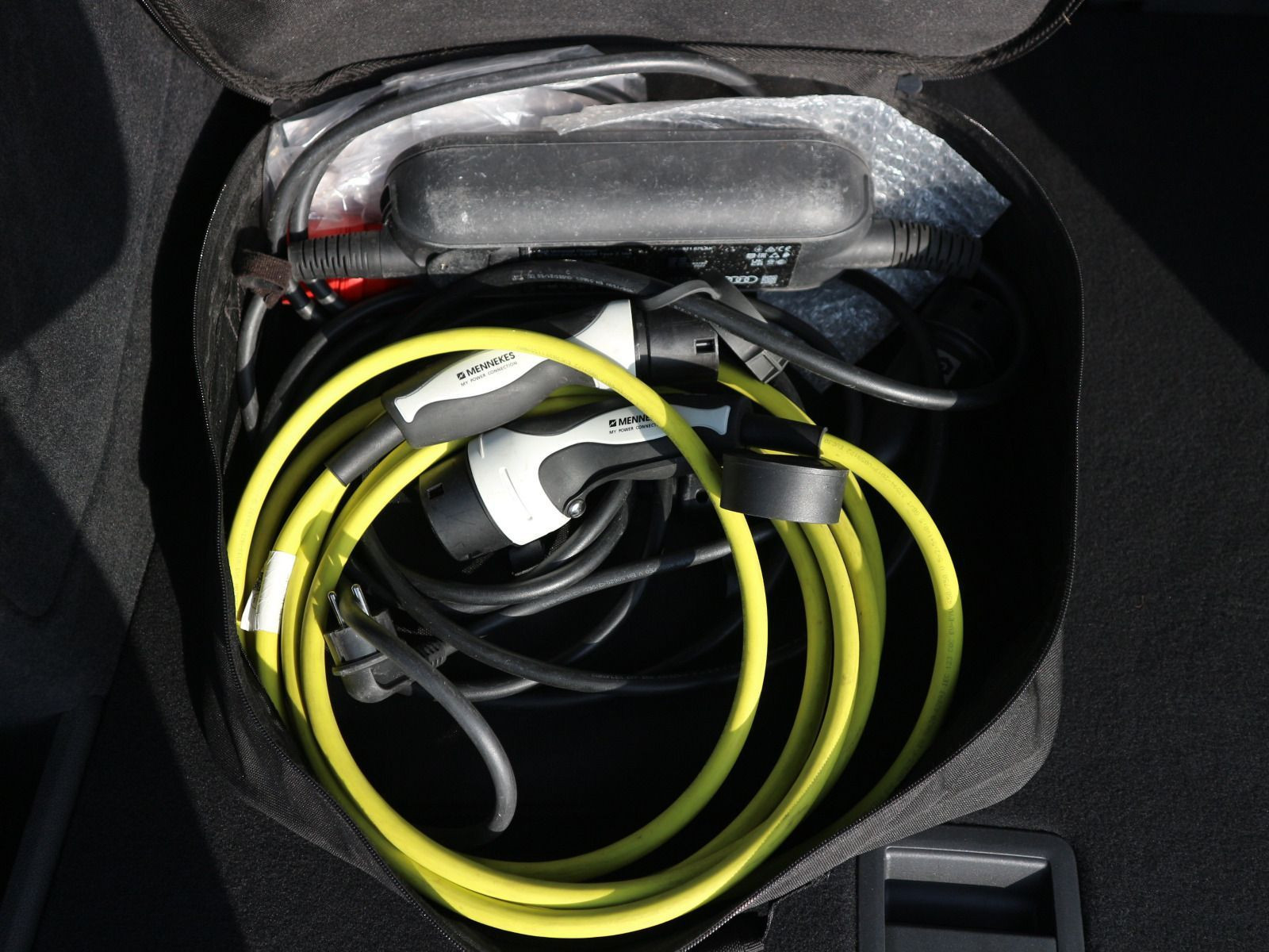 Fahrzeugabbildung Audi Q3 45 TFSI e S line S tronic 0,5%*ACC*RFK*AHK