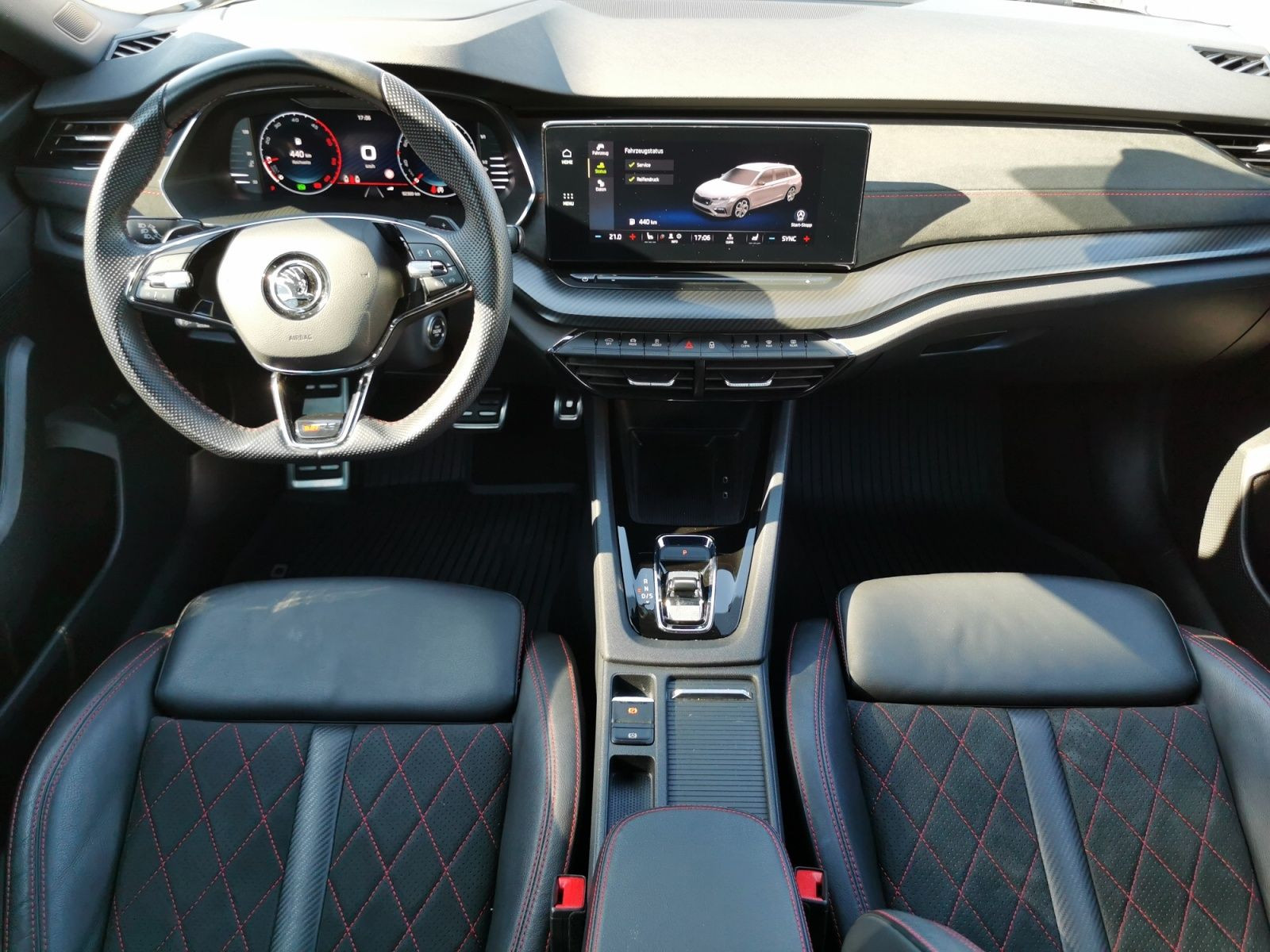 Fahrzeugabbildung SKODA Octavia Combi 2.0 TDI RS +STANDH+CHALLENGE+COLUM