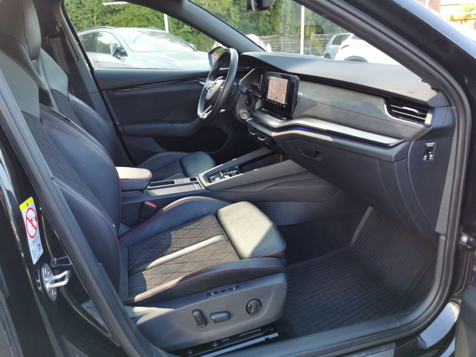 Fahrzeugabbildung SKODA Octavia Combi 2.0 TDI RS +STANDH+CHALLENGE+COLUM