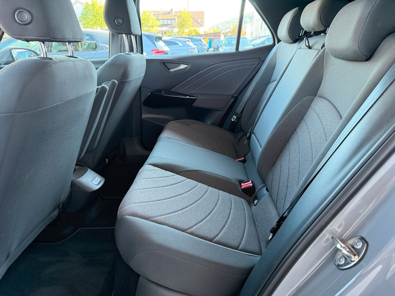 Fahrzeugabbildung Volkswagen ID.3 Pro 150kW 58kWh RFK KEYLESS ACC 18