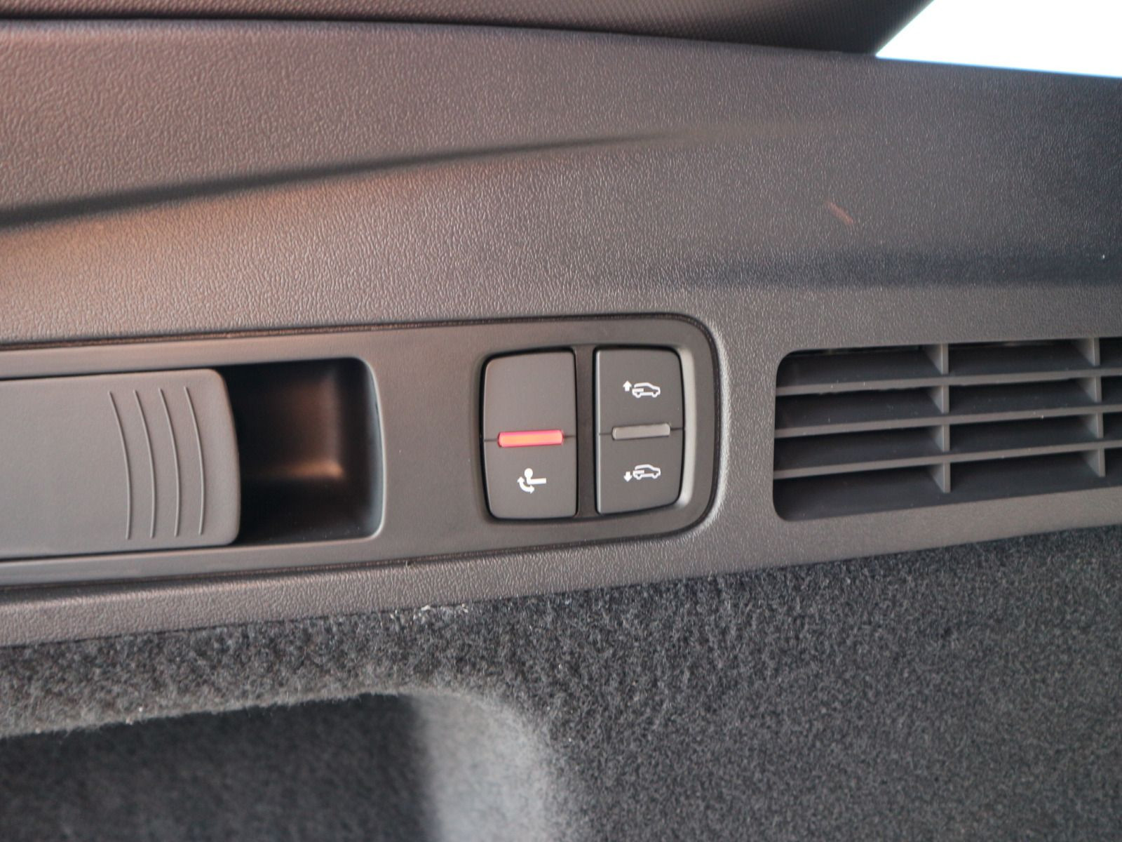 Fahrzeugabbildung Audi Q5 V6 TDI quattro S tronic S line*AHK*PANO*HuD*
