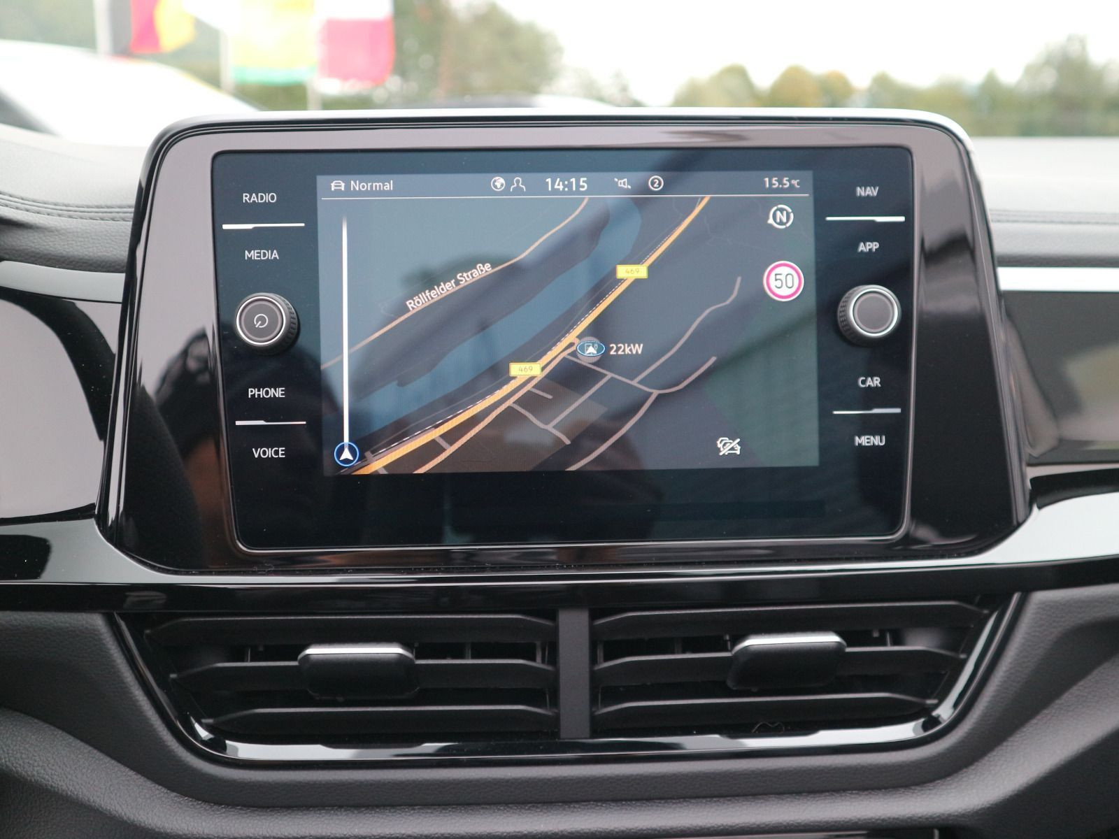 Fahrzeugabbildung Volkswagen T-Roc Cabriolet R-Line 1.5 TSI OPF (150 PS) DSG *AHK*BLACKSTYLE*NAVI*