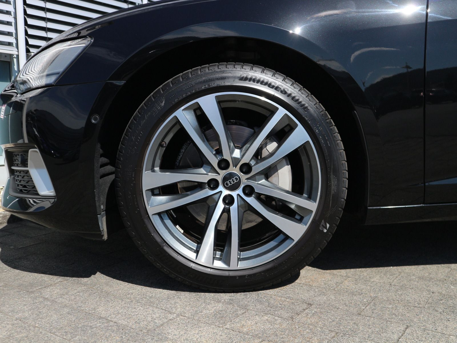 Fahrzeugabbildung Audi A6 Avant sport 45 TFSI quattro S tronic AHK*PANO