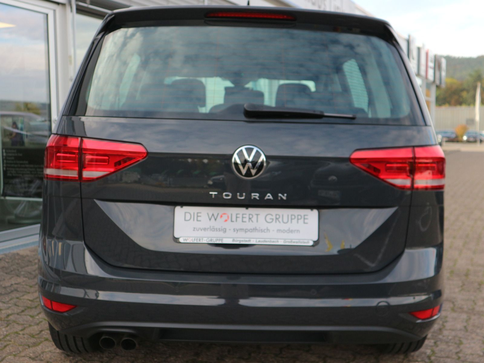 Fahrzeugabbildung Volkswagen Touran 2.0 TDI DSG Comfortline AHK NAVI IQ.DRIVE