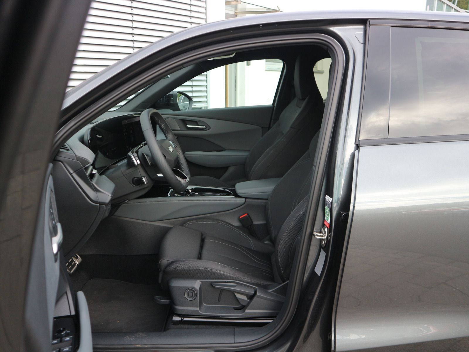 Fahrzeugabbildung Audi Q3 Sportback TFSI quattro S line*AHK*LED*ACC*